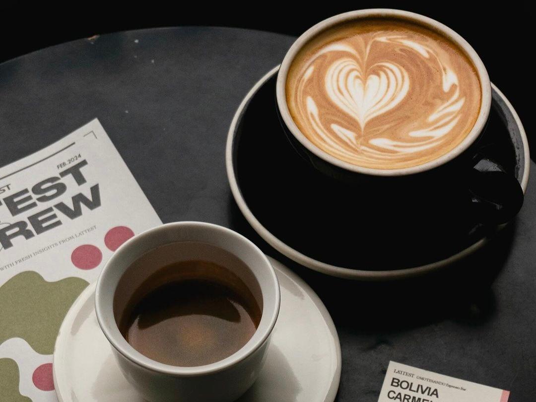 「女性バリスタのお洒落カフェで、気分転換してきなよ」を贈る