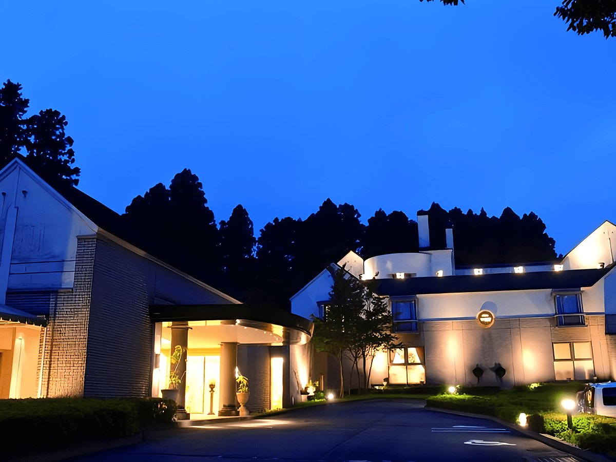 Ｖｉｌｌａ　Ｔｈｅ　Ｃｌｕｂ　ＧＯＴＥＭＢＡ　ＷＥＳＴ