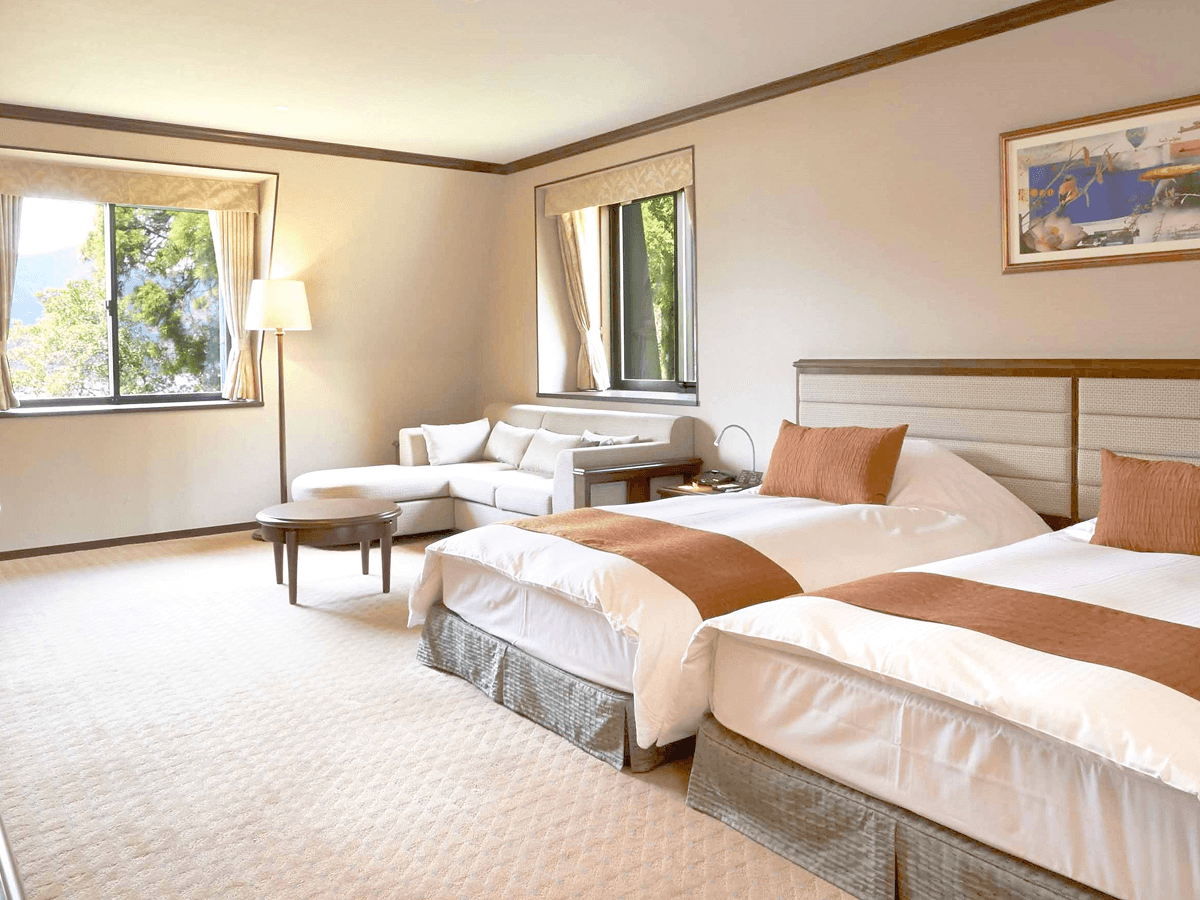 小田急　山のホテル tertiary image