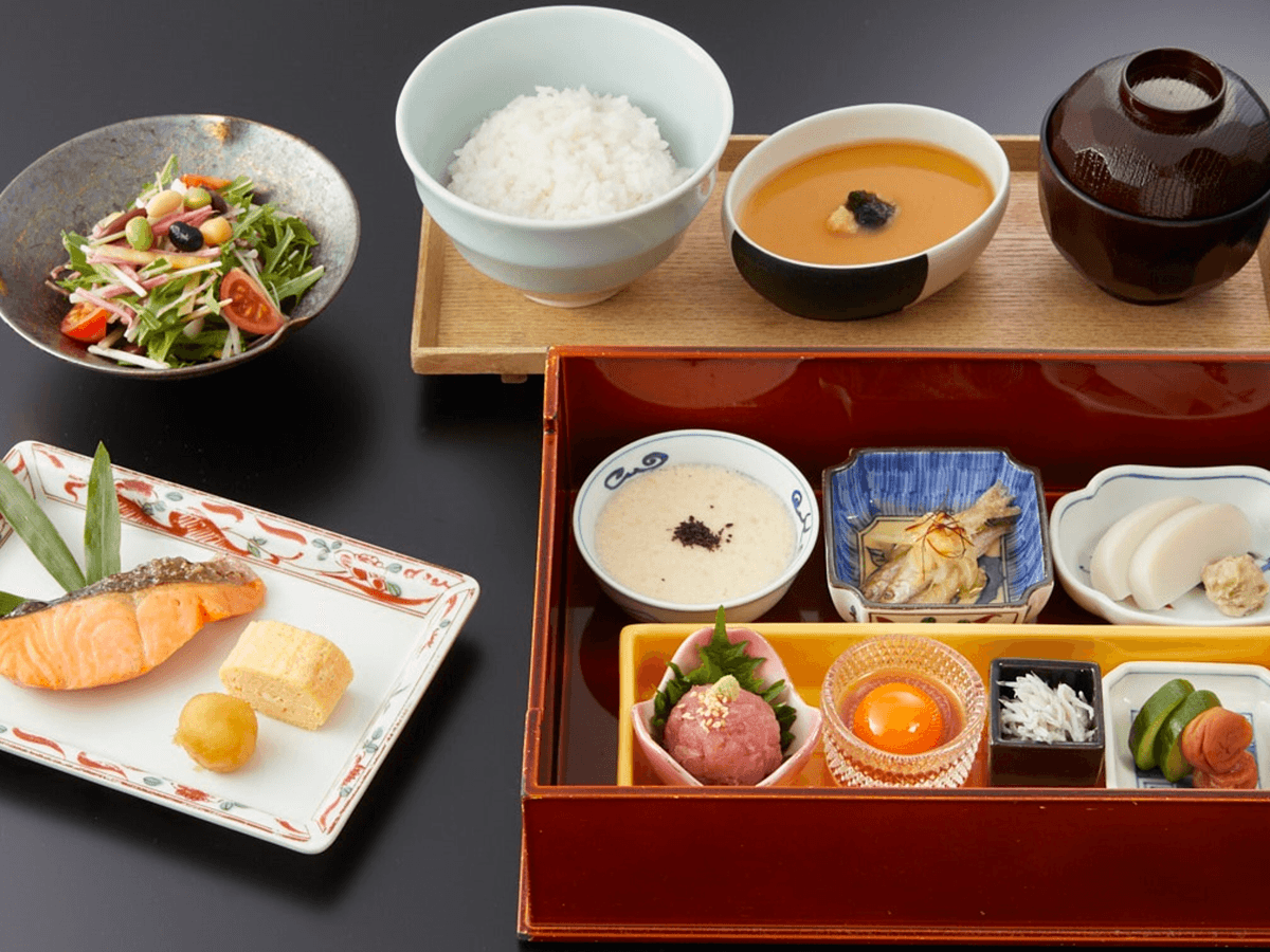 小田急　山のホテル secondary image