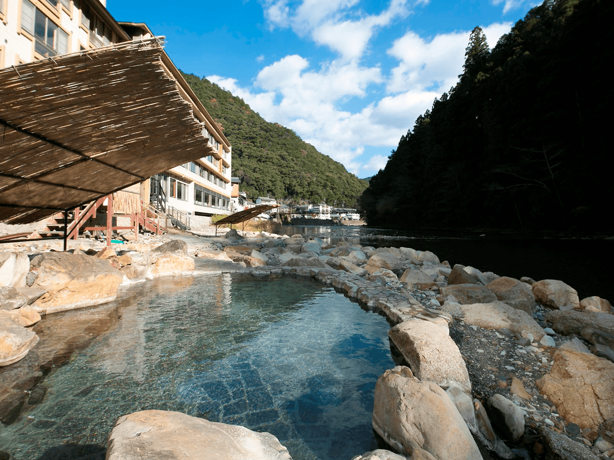川湯温泉　山水館　川湯みどりや