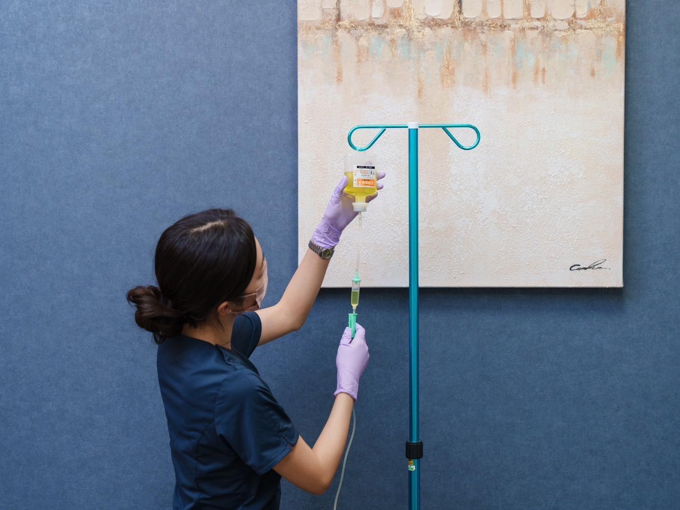 【梅田】大切な人へ、癒やしのご褒美を。大阪・La Vie clinicの選べる点滴プラン（30分）