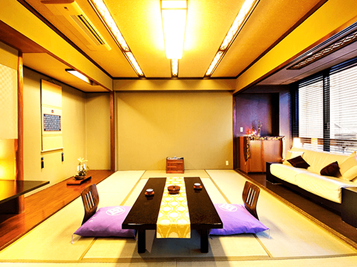 湯の山温泉　旅館寿亭