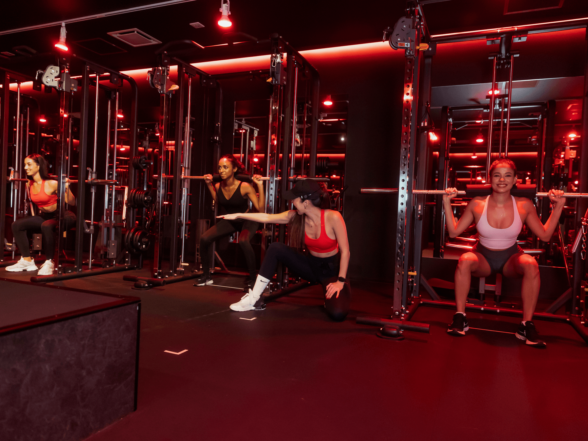 【女性ペア】二人で挑む、NYスタイルの暗闇フィットネスREDY’S GYMのイメージ5