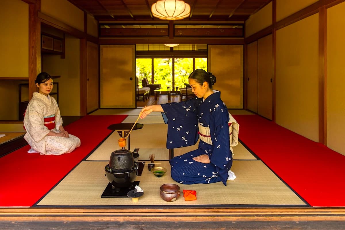 京都・龍安寺近くの和邸宅で出会う、肩ひじ張らない茶道の世界のイメージ5