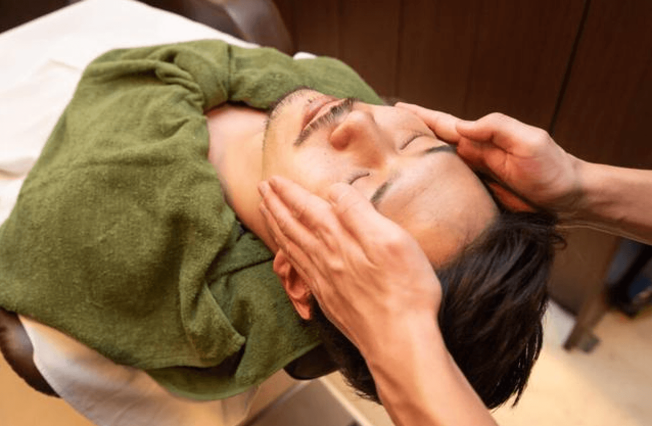ニューオータニ大阪のホテルバーバーONOで、男性美を極める粋な体験のイメージ4