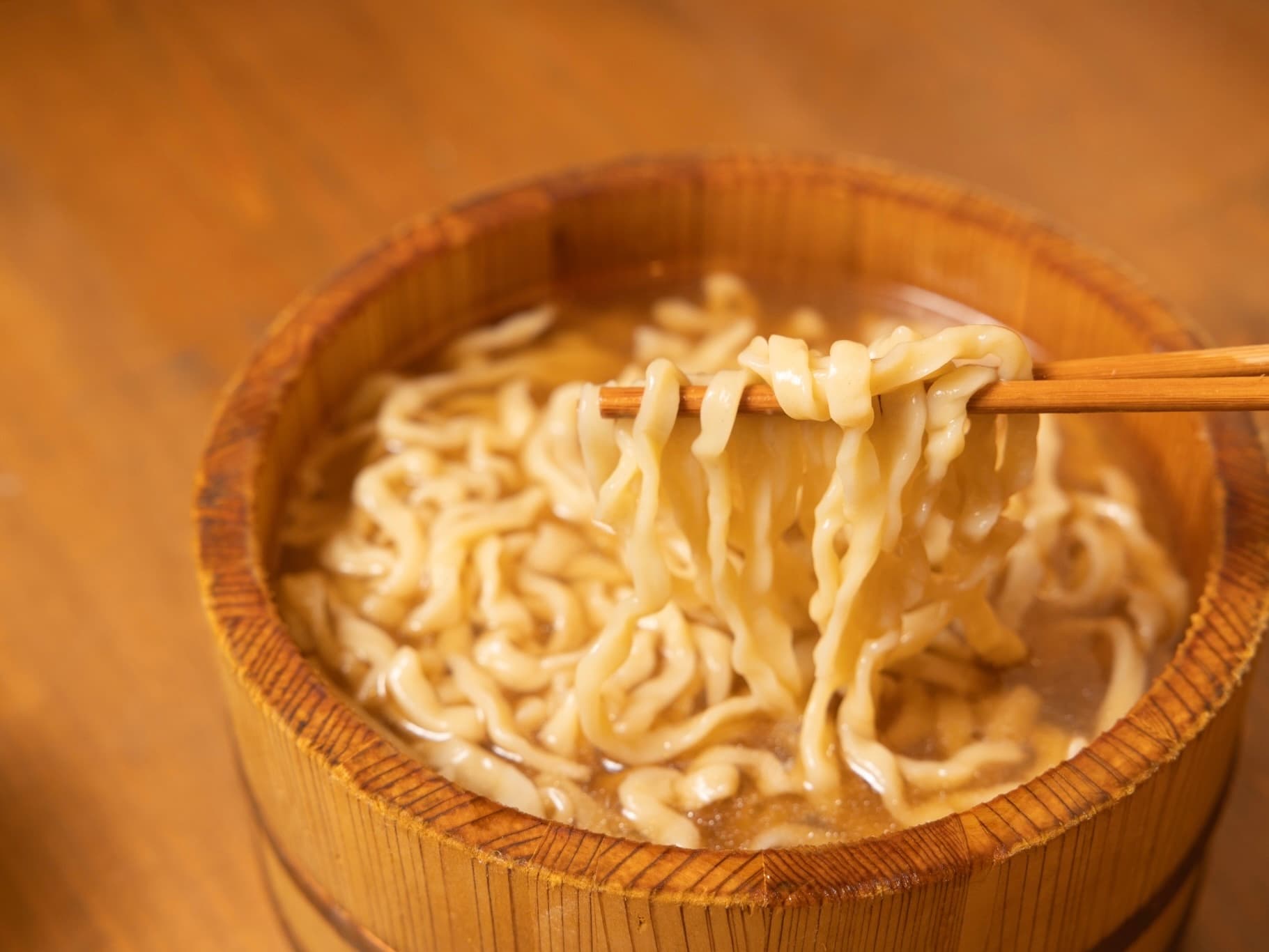 威風堂道、つけ麺を変える！“ほぼ焼魚”汁ですするつけ麺定食（特製セット付）のイメージ2