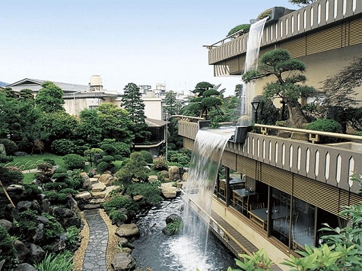 熱海温泉　金城館