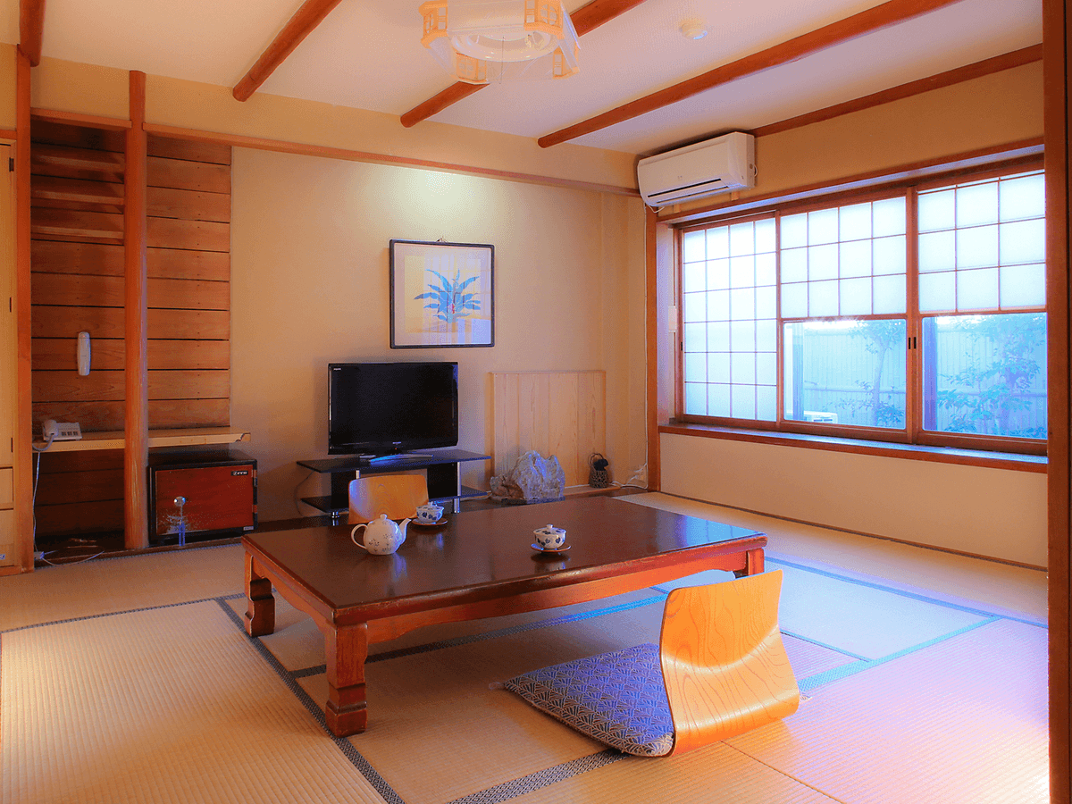 伊東温泉音無の森緑風園 secondary image