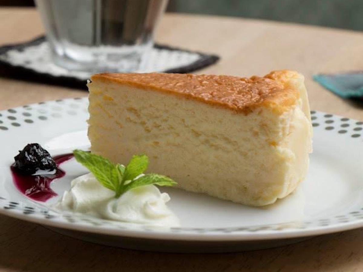 童話みたいな雑貨カフェで、二人にこもるスイーツデート