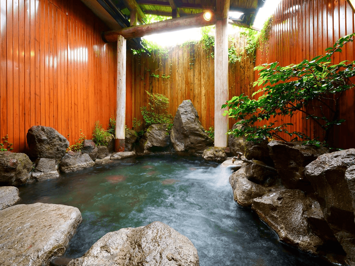 由布院温泉　旅館　古都の花心