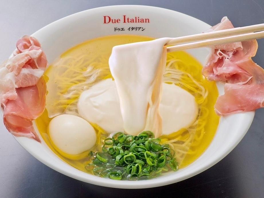 【新橋】ラーメンは美容食?女性客8割の人気店でキレイの1杯&ドルチェ体験