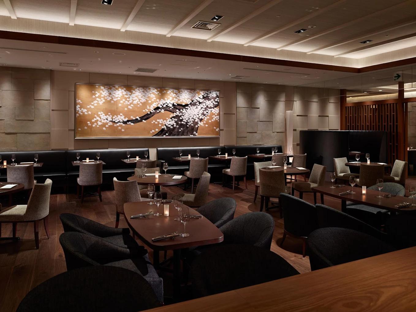 旬の味覚に酔いしれる至福のひととき・飲み放題付き全7品プレミアムプラン|THE SAKURA DINING TOKYO