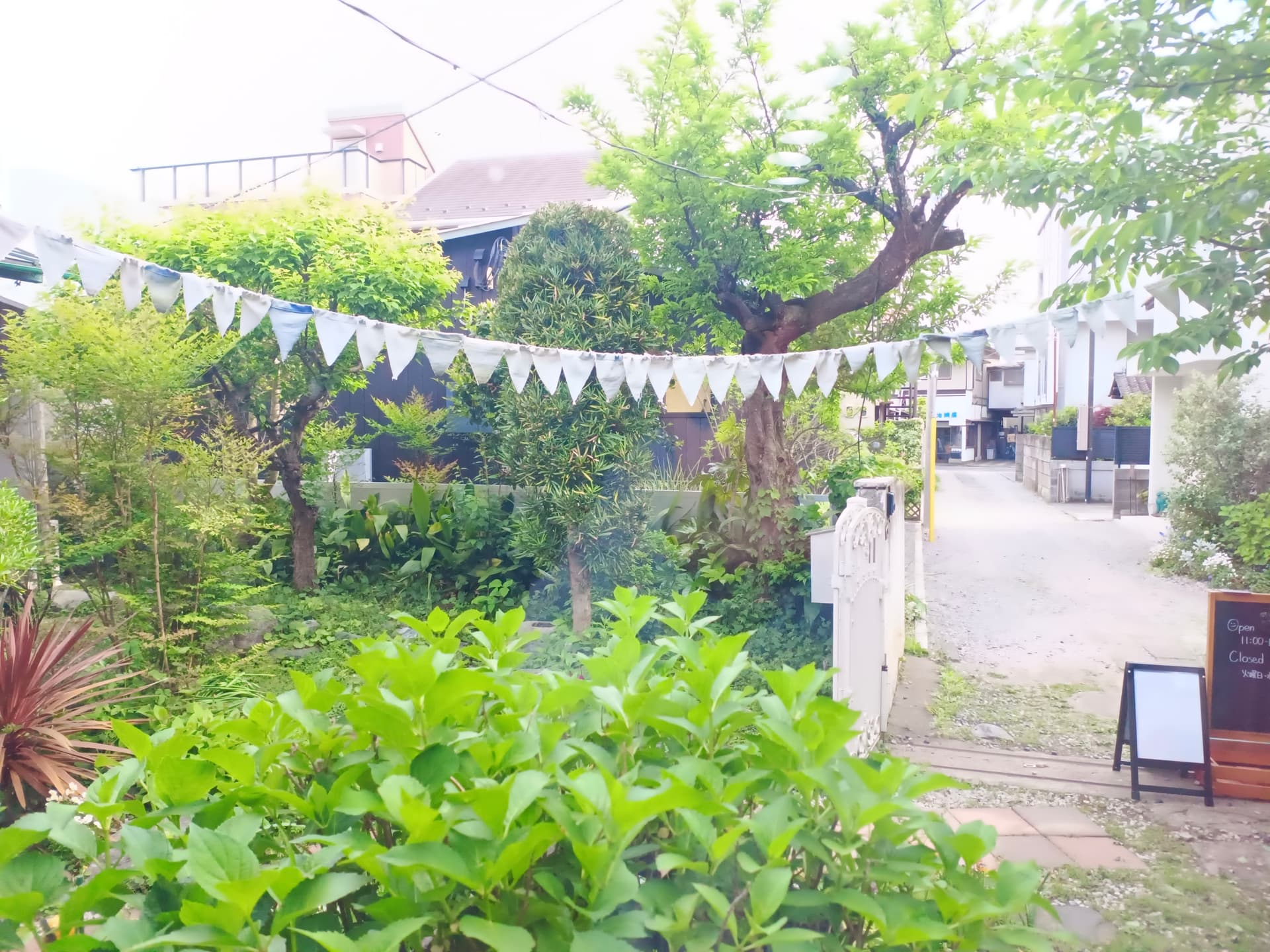 築70年の和モダンな古民家に“帰ってきた”ような感覚で、ゆったりと体験できます。