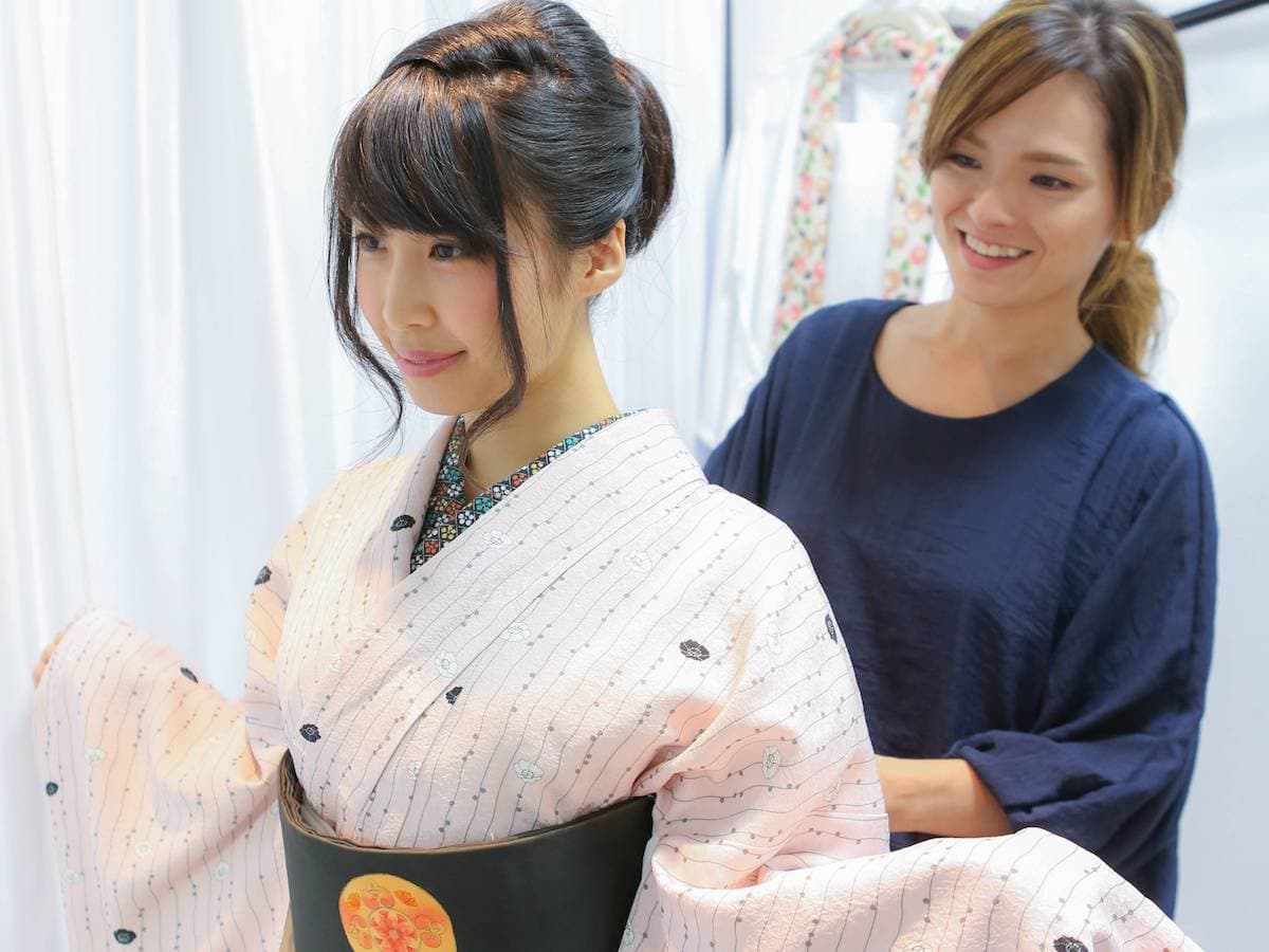 ロケーション場所は、季節ごとの美しさを誰よりも知るカメラマンがご提案。