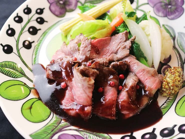 「BISTRO仏男」があるのは、JR京都駅七条烏丸から徒歩3分の中心地。