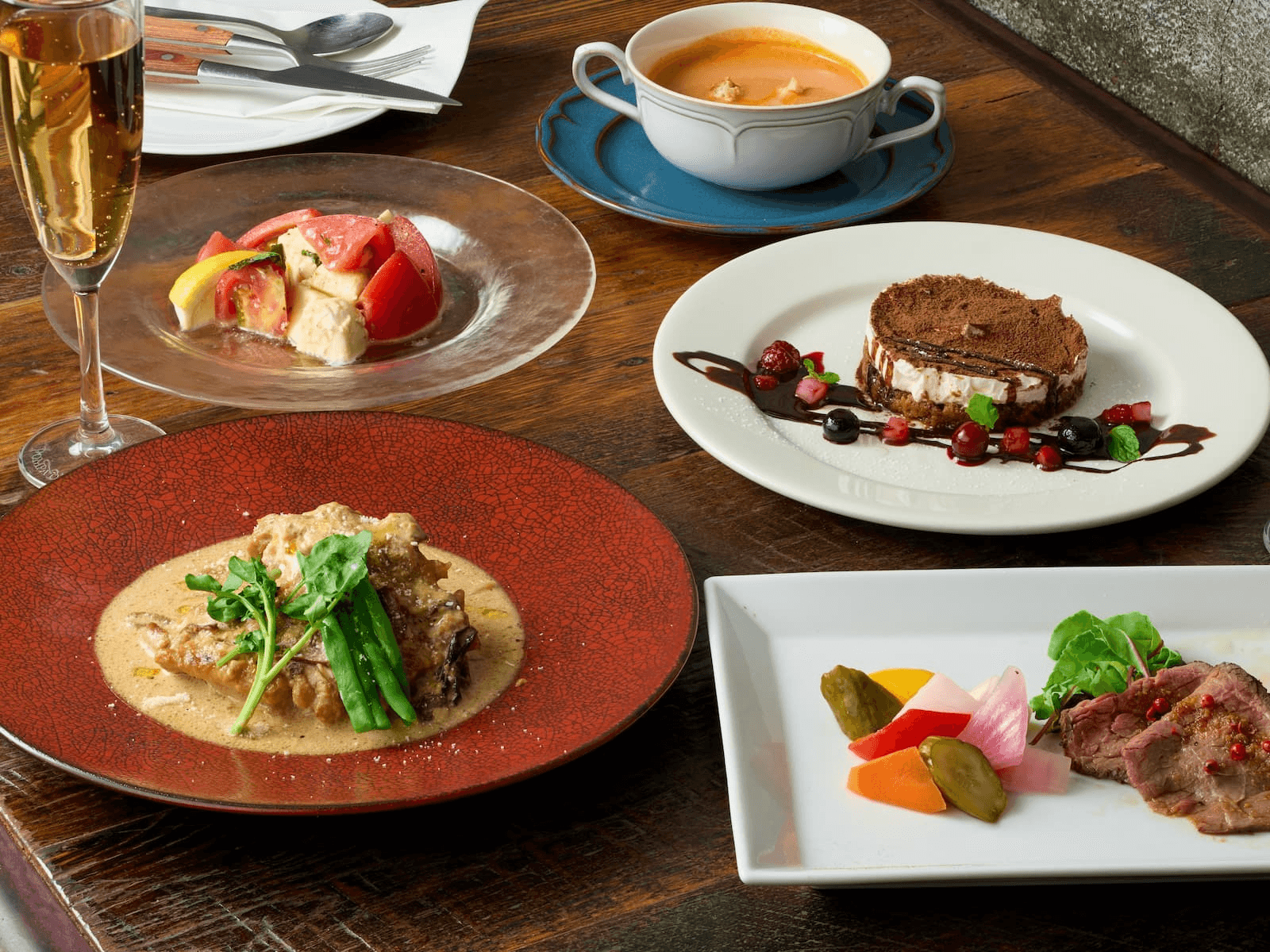 東京メトロ銀座線渋谷駅直結、渋谷ヒカリエのTABLE7にあるグリル料理専門店。